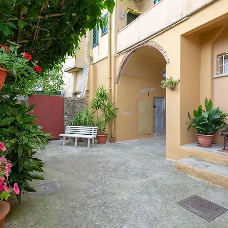 Charming In With Included Parking * Lastra a Signa